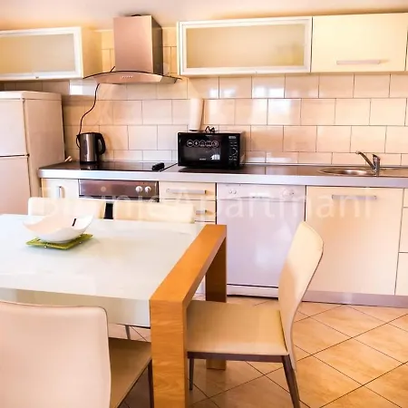 Lepur Apartment Bibinje Exterior photo